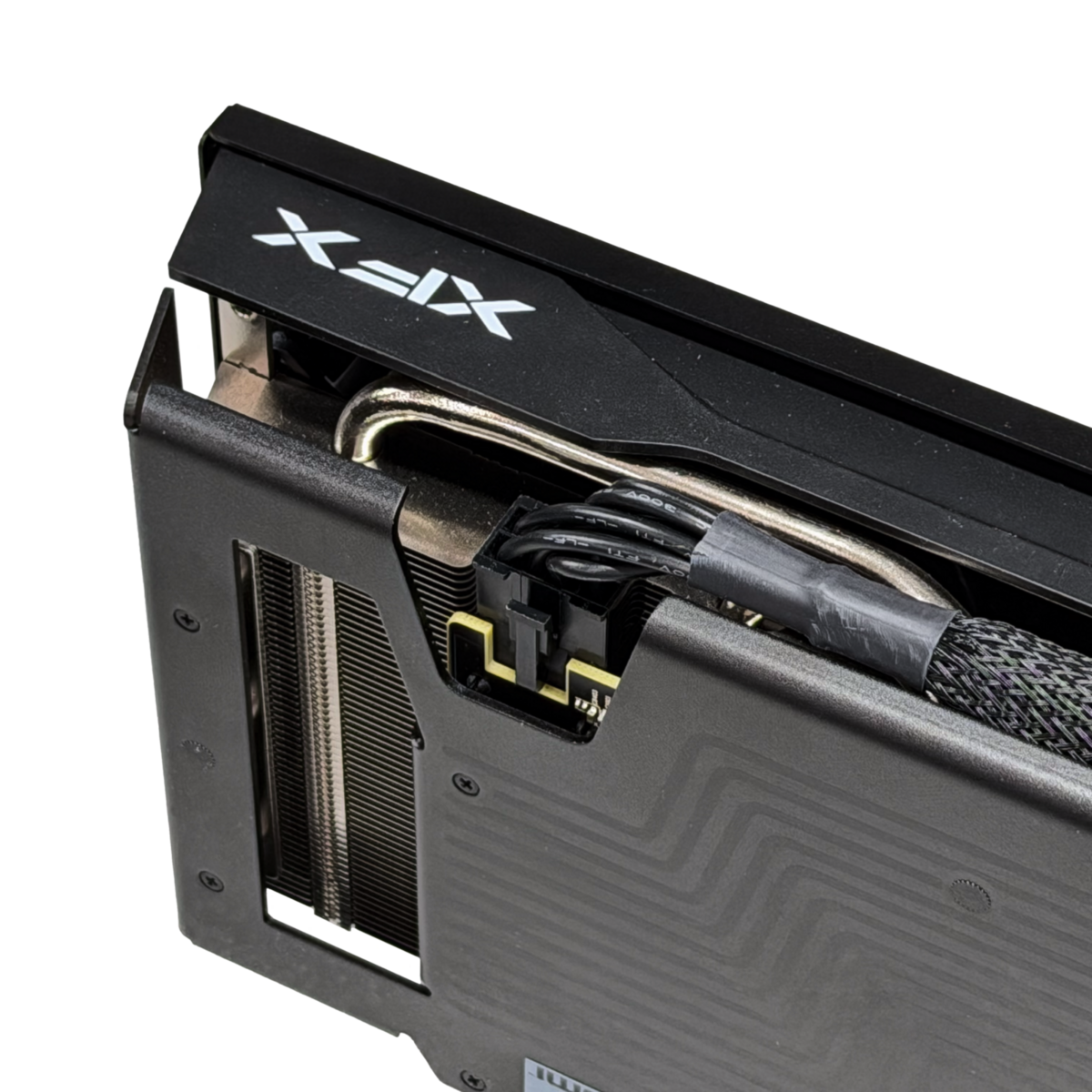 power cable connected to the GPU